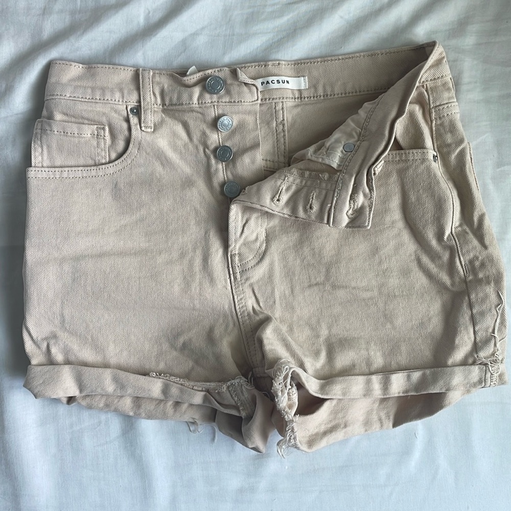 Pacsun - 90s stretch girlfriend shorts - size 26